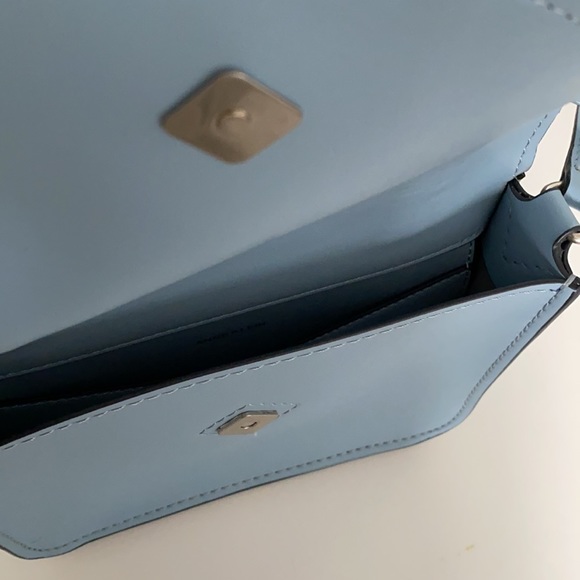 Baby blue cross body - Picture 2 of 4